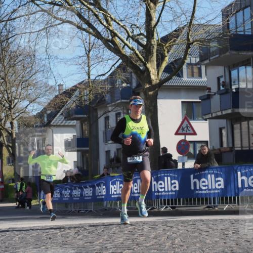 06.04.2025 - 44. Internationalen Wilhelmsburger Insellauf Luisa Fischer http://msf.ph/oto/7562270 06.04.2025 10:30:47 Ziel 3939, 3447 meine-sportfotos.de