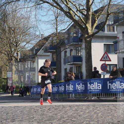 06.04.2025 - 44. Internationalen Wilhelmsburger Insellauf Luisa Fischer http://msf.ph/oto/7562330 06.04.2025 10:30:54 Ziel 3323 meine-sportfotos.de