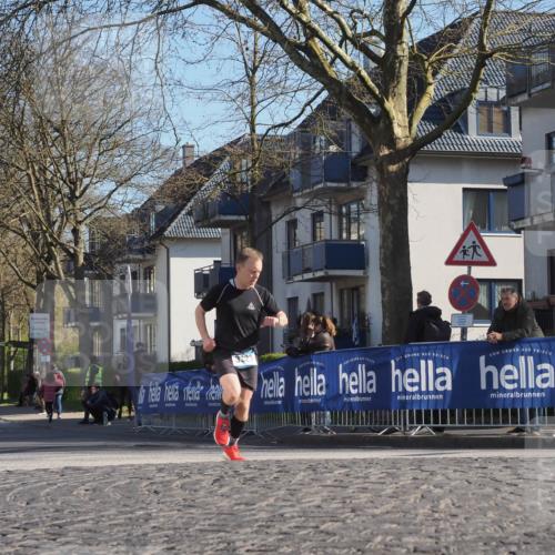 06.04.2025 - 44. Internationalen Wilhelmsburger Insellauf Luisa Fischer http://msf.ph/oto/7562337 06.04.2025 10:30:54 Ziel 3823 meine-sportfotos.de