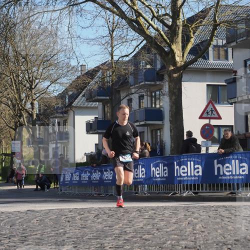06.04.2025 - 44. Internationalen Wilhelmsburger Insellauf Luisa Fischer http://msf.ph/oto/7562345 06.04.2025 10:30:54 Ziel 382 meine-sportfotos.de