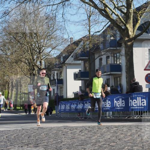 06.04.2025 - 44. Internationalen Wilhelmsburger Insellauf Luisa Fischer http://msf.ph/oto/7562536 06.04.2025 10:31:18 Ziel 3976, 3542 meine-sportfotos.de