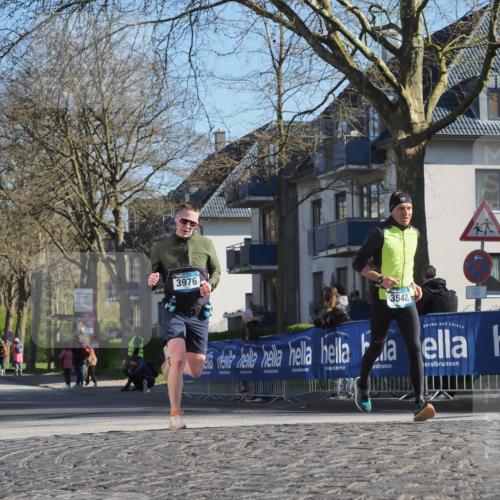 06.04.2025 - 44. Internationalen Wilhelmsburger Insellauf Luisa Fischer http://msf.ph/oto/7562556 06.04.2025 10:31:19 Ziel 3976, 3542 meine-sportfotos.de