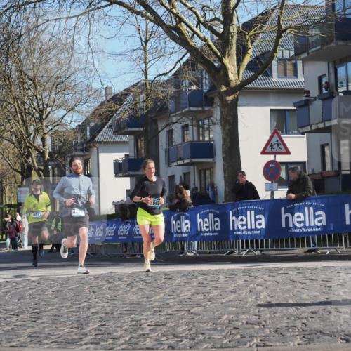 06.04.2025 - 44. Internationalen Wilhelmsburger Insellauf Luisa Fischer http://msf.ph/oto/7562684 06.04.2025 10:31:43 Ziel 4223, 4271, 962 meine-sportfotos.de