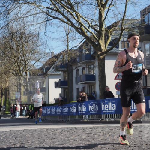 06.04.2025 - 44. Internationalen Wilhelmsburger Insellauf Luisa Fischer http://msf.ph/oto/7562783 06.04.2025 10:31:48 Ziel 4484, 4057 meine-sportfotos.de