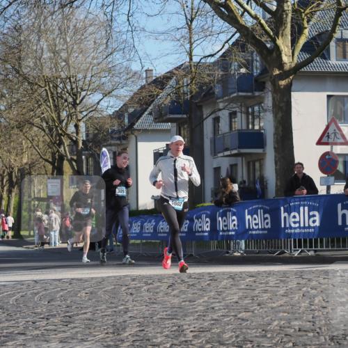 06.04.2025 - 44. Internationalen Wilhelmsburger Insellauf Luisa Fischer http://msf.ph/oto/7562807 06.04.2025 10:31:52 Ziel 3545, 305, 4602 meine-sportfotos.de