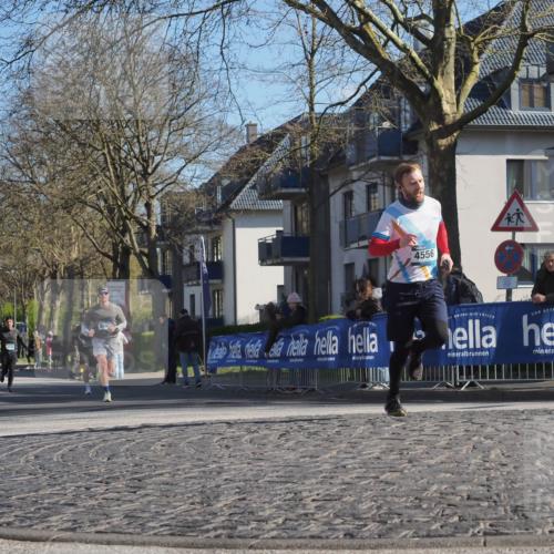 06.04.2025 - 44. Internationalen Wilhelmsburger Insellauf Luisa Fischer http://msf.ph/oto/7562846 06.04.2025 10:32:09 Ziel 4556 meine-sportfotos.de