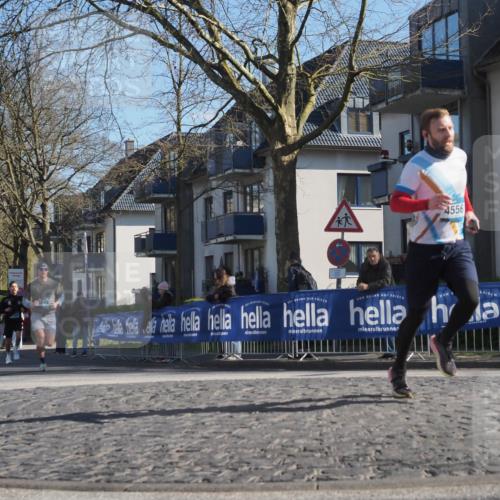 06.04.2025 - 44. Internationalen Wilhelmsburger Insellauf Luisa Fischer http://msf.ph/oto/7562863 06.04.2025 10:32:09 Ziel 4556 meine-sportfotos.de