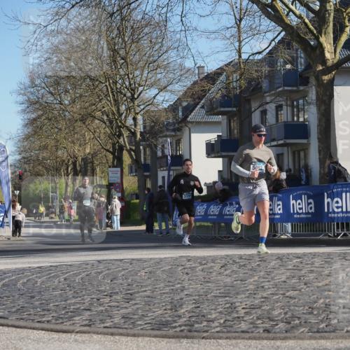 06.04.2025 - 44. Internationalen Wilhelmsburger Insellauf Luisa Fischer http://msf.ph/oto/7562900 06.04.2025 10:32:11 Ziel 4242, 3359, 5092 meine-sportfotos.de