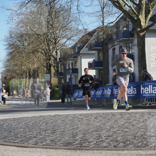 06.04.2025 - 44. Internationalen Wilhelmsburger Insellauf Luisa Fischer http://msf.ph/oto/7562906 06.04.2025 10:32:11 Ziel 14, 3359, 5092 meine-sportfotos.de