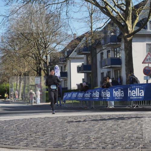 06.04.2025 - 44. Internationalen Wilhelmsburger Insellauf Luisa Fischer http://msf.ph/oto/7562954 06.04.2025 10:32:13 Ziel 4242 meine-sportfotos.de