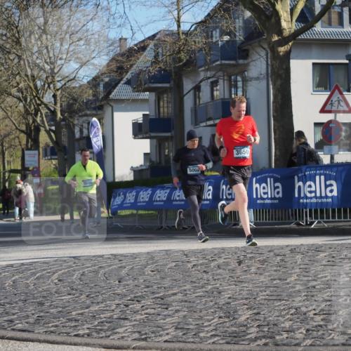 06.04.2025 - 44. Internationalen Wilhelmsburger Insellauf Luisa Fischer http://msf.ph/oto/7562975 06.04.2025 10:32:24 Ziel 3650, 5002, 5086 meine-sportfotos.de
