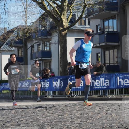 06.04.2025 - 44. Internationalen Wilhelmsburger Insellauf Luisa Fischer http://msf.ph/oto/7563061 06.04.2025 10:32:44 Ziel 4355, 3863, 5137 meine-sportfotos.de