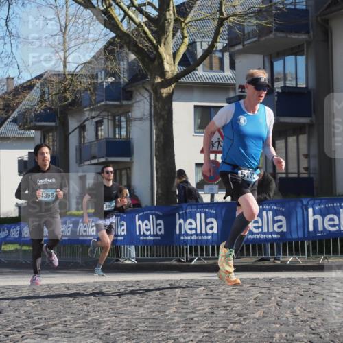 06.04.2025 - 44. Internationalen Wilhelmsburger Insellauf Luisa Fischer http://msf.ph/oto/7563064 06.04.2025 10:32:44 Ziel 4358, 3863, 6137 meine-sportfotos.de