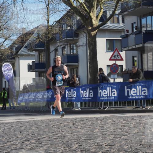 06.04.2025 - 44. Internationalen Wilhelmsburger Insellauf Luisa Fischer http://msf.ph/oto/7563074 06.04.2025 10:32:49 Ziel 3760 meine-sportfotos.de