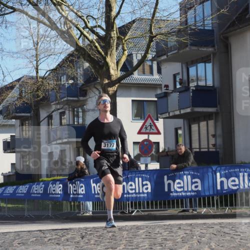 06.04.2025 - 44. Internationalen Wilhelmsburger Insellauf Luisa Fischer http://msf.ph/oto/7563293 06.04.2025 10:33:17 Ziel 3177 meine-sportfotos.de