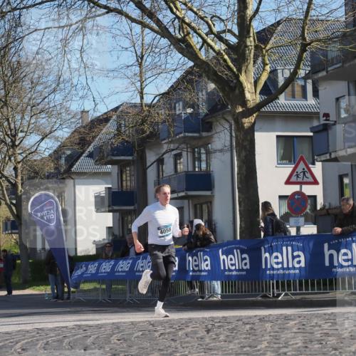 06.04.2025 - 44. Internationalen Wilhelmsburger Insellauf Luisa Fischer http://msf.ph/oto/7563329 06.04.2025 10:33:26 Ziel 4058 meine-sportfotos.de