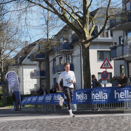 06.04.2025 - 44. Internationalen Wilhelmsburger Insellauf Luisa Fischer http://msf.ph/oto/7563335 06.04.2025 10:33:26 Ziel 4058 meine-sportfotos.de