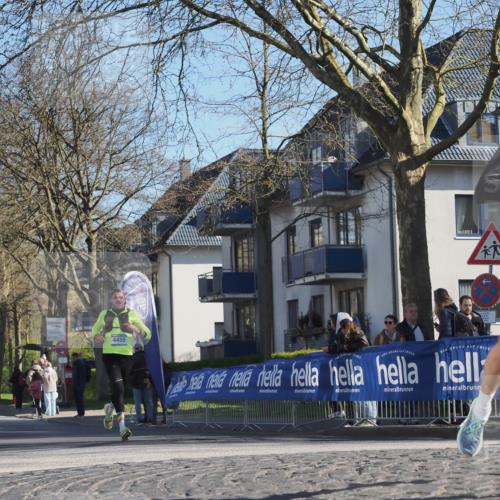 06.04.2025 - 44. Internationalen Wilhelmsburger Insellauf Luisa Fischer http://msf.ph/oto/7563400 06.04.2025 10:33:34 Ziel 3826, 4455, 4262, 1361 meine-sportfotos.de