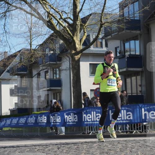 06.04.2025 - 44. Internationalen Wilhelmsburger Insellauf Luisa Fischer http://msf.ph/oto/7563435 06.04.2025 10:33:36 Ziel 4455 meine-sportfotos.de