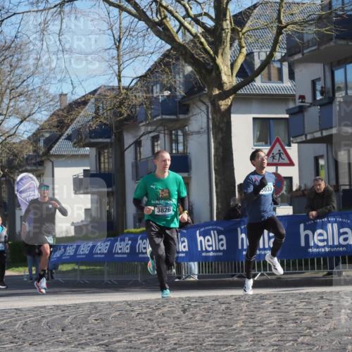 06.04.2025 - 44. Internationalen Wilhelmsburger Insellauf Luisa Fischer http://msf.ph/oto/7563452 06.04.2025 10:33:39 Ziel 3826, 5033 meine-sportfotos.de