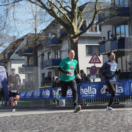 06.04.2025 - 44. Internationalen Wilhelmsburger Insellauf Luisa Fischer http://msf.ph/oto/7563459 06.04.2025 10:33:39 Ziel 4465, 3909, 5033 meine-sportfotos.de