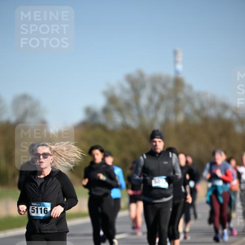 06.04.2025 - 44. Internationalen Wilhelmsburger Insellauf Dr. Thomas Lammeyer http://msf.ph/oto/7563523 06.04.2025 09:38:27 Laufen 5116 meine-sportfotos.de