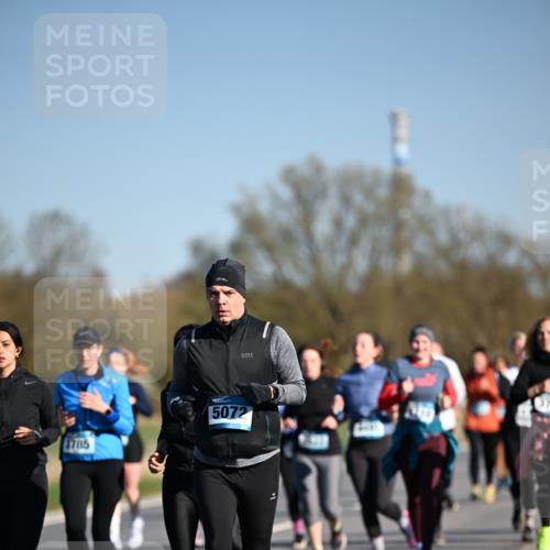 06.04.2025 - 44. Internationalen Wilhelmsburger Insellauf Dr. Thomas Lammeyer http://msf.ph/oto/7563569 06.04.2025 09:38:30 Laufen 1785, 5072 meine-sportfotos.de