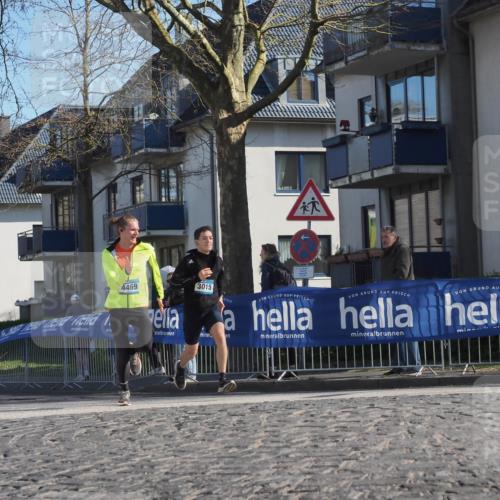 06.04.2025 - 44. Internationalen Wilhelmsburger Insellauf Luisa Fischer http://msf.ph/oto/7563589 06.04.2025 10:34:04 Ziel 4469, 3015 meine-sportfotos.de
