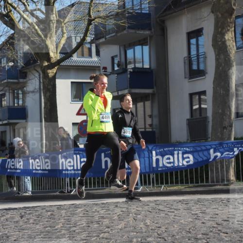 06.04.2025 - 44. Internationalen Wilhelmsburger Insellauf Luisa Fischer http://msf.ph/oto/7563605 06.04.2025 10:34:04 Ziel 4469, 3015 meine-sportfotos.de