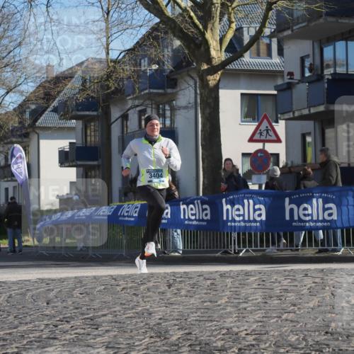 06.04.2025 - 44. Internationalen Wilhelmsburger Insellauf Luisa Fischer http://msf.ph/oto/7563610 06.04.2025 10:34:09 Ziel 3267, 3404 meine-sportfotos.de