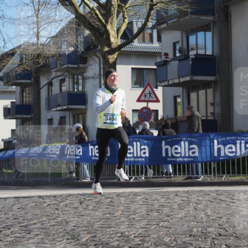 06.04.2025 - 44. Internationalen Wilhelmsburger Insellauf Luisa Fischer http://msf.ph/oto/7563619 06.04.2025 10:34:10 Ziel 3404 meine-sportfotos.de