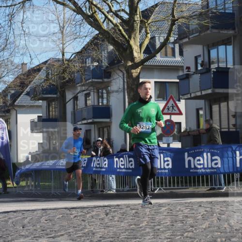 06.04.2025 - 44. Internationalen Wilhelmsburger Insellauf Luisa Fischer http://msf.ph/oto/7563655 06.04.2025 10:34:13 Ziel 3267, 4294 meine-sportfotos.de