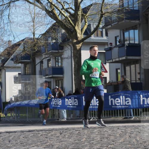 06.04.2025 - 44. Internationalen Wilhelmsburger Insellauf Luisa Fischer http://msf.ph/oto/7563659 06.04.2025 10:34:13 Ziel 4294, 3267 meine-sportfotos.de