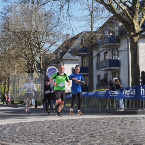 06.04.2025 - 44. Internationalen Wilhelmsburger Insellauf Luisa Fischer http://msf.ph/oto/7563722 06.04.2025 10:34:29 Ziel 4152, 318, 4616 meine-sportfotos.de
