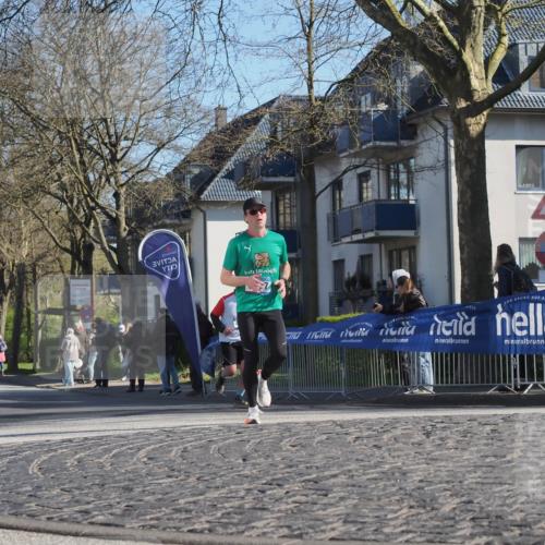 06.04.2025 - 44. Internationalen Wilhelmsburger Insellauf Luisa Fischer http://msf.ph/oto/7563811 06.04.2025 10:34:43 Ziel  meine-sportfotos.de