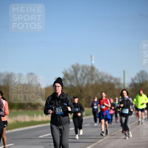 06.04.2025 - 44. Internationalen Wilhelmsburger Insellauf Dr. Thomas Lammeyer http://msf.ph/oto/7563815 06.04.2025 09:38:43 Laufen 338 meine-sportfotos.de