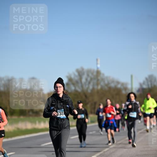 06.04.2025 - 44. Internationalen Wilhelmsburger Insellauf Dr. Thomas Lammeyer http://msf.ph/oto/7563820 06.04.2025 09:38:43 Laufen 338 meine-sportfotos.de