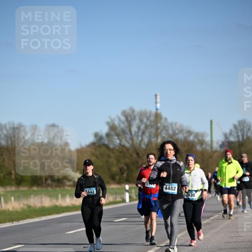 06.04.2025 - 44. Internationalen Wilhelmsburger Insellauf Dr. Thomas Lammeyer http://msf.ph/oto/7563864 06.04.2025 09:38:46 Laufen 4482, 3442, 3439 meine-sportfotos.de