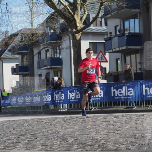 06.04.2025 - 44. Internationalen Wilhelmsburger Insellauf Luisa Fischer http://msf.ph/oto/7564011 06.04.2025 10:35:15 Ziel 3049 meine-sportfotos.de