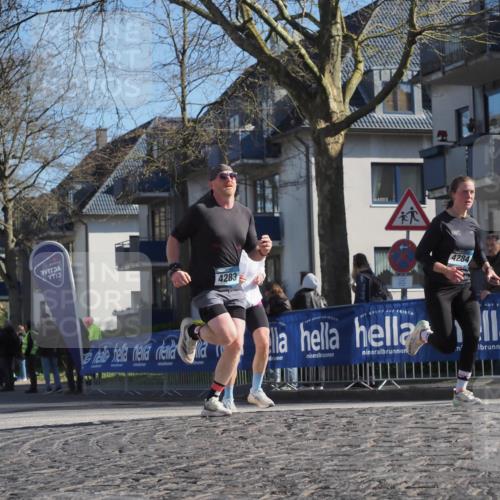 06.04.2025 - 44. Internationalen Wilhelmsburger Insellauf Luisa Fischer http://msf.ph/oto/7564089 06.04.2025 10:35:24 Ziel 4283, 4284 meine-sportfotos.de