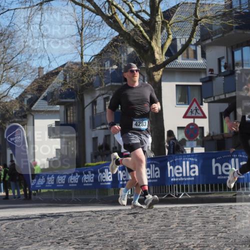 06.04.2025 - 44. Internationalen Wilhelmsburger Insellauf Luisa Fischer http://msf.ph/oto/7564093 06.04.2025 10:35:25 Ziel 4283, 4284 meine-sportfotos.de