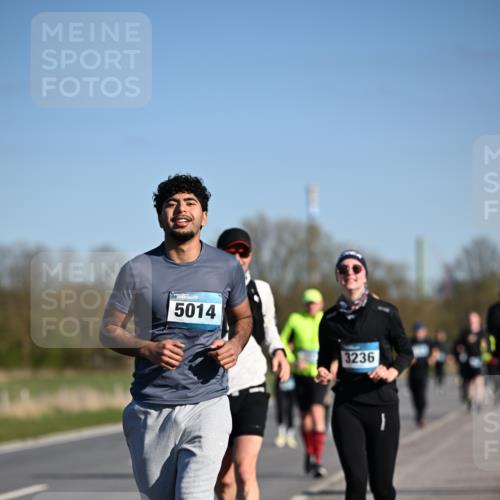 06.04.2025 - 44. Internationalen Wilhelmsburger Insellauf Dr. Thomas Lammeyer http://msf.ph/oto/7564174 06.04.2025 09:39:00 Laufen 5014, 3236 meine-sportfotos.de