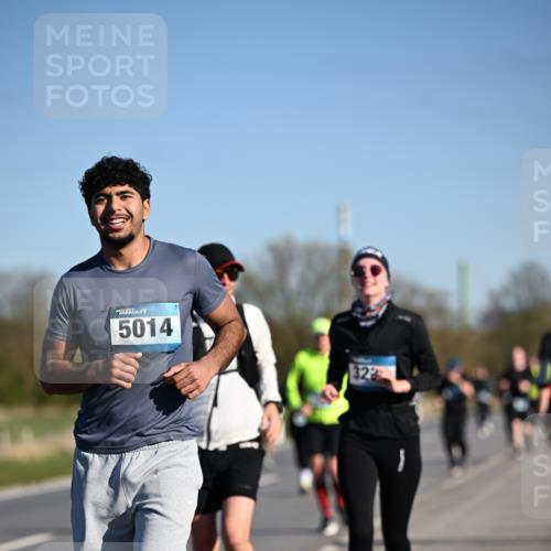 06.04.2025 - 44. Internationalen Wilhelmsburger Insellauf Dr. Thomas Lammeyer http://msf.ph/oto/7564188 06.04.2025 09:39:00 Laufen 5014, 32 meine-sportfotos.de