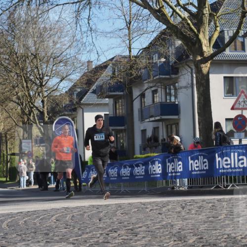 06.04.2025 - 44. Internationalen Wilhelmsburger Insellauf Luisa Fischer http://msf.ph/oto/7564194 06.04.2025 10:35:43 Ziel 80, 4124 meine-sportfotos.de
