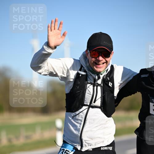 06.04.2025 - 44. Internationalen Wilhelmsburger Insellauf Dr. Thomas Lammeyer http://msf.ph/oto/7564234 06.04.2025 09:39:03 Laufen 135, 44 meine-sportfotos.de