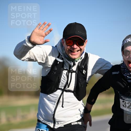 06.04.2025 - 44. Internationalen Wilhelmsburger Insellauf Dr. Thomas Lammeyer http://msf.ph/oto/7564240 06.04.2025 09:39:03 Laufen 235, 44, 32 meine-sportfotos.de