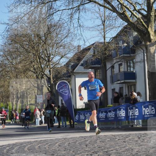 06.04.2025 - 44. Internationalen Wilhelmsburger Insellauf Luisa Fischer http://msf.ph/oto/7564262 06.04.2025 10:35:52 Ziel 3832, 3933 meine-sportfotos.de