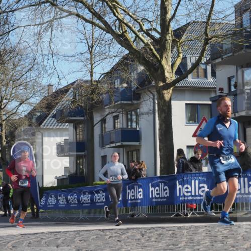 06.04.2025 - 44. Internationalen Wilhelmsburger Insellauf Luisa Fischer http://msf.ph/oto/7564380 06.04.2025 10:36:00 Ziel 3602, 412, 3944 meine-sportfotos.de