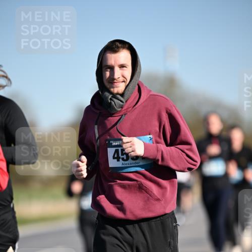 06.04.2025 - 44. Internationalen Wilhelmsburger Insellauf Dr. Thomas Lammeyer http://msf.ph/oto/7564390 06.04.2025 09:39:17 Laufen 45 meine-sportfotos.de