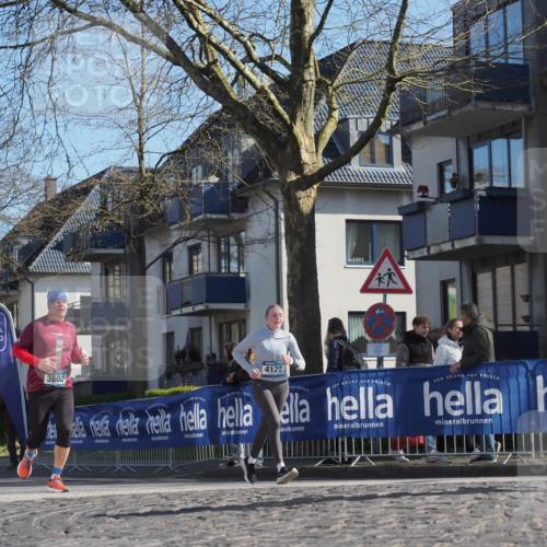 06.04.2025 - 44. Internationalen Wilhelmsburger Insellauf Luisa Fischer http://msf.ph/oto/7564399 06.04.2025 10:36:00 Ziel 3602, 4120 meine-sportfotos.de